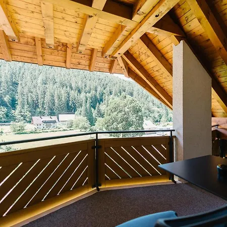 Moderne 2 Zi.-fewo Blackforestart Naehe Freiburg * סימונסבאל