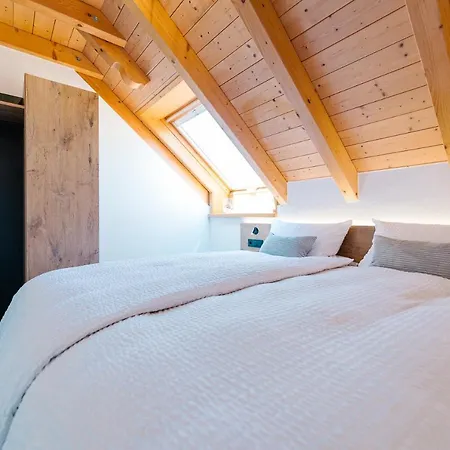 Moderne 2 Zi.-fewo Blackforestart Naehe Freiburg