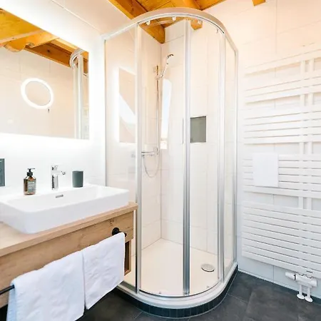 Moderne 2 Zi.-fewo Blackforestart Nähe Freiburg Apartment Simonswald