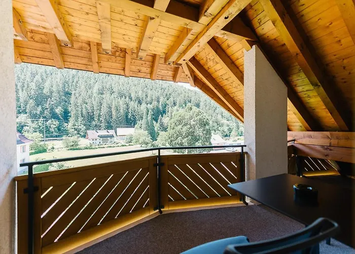 Moderne 2 Zi.-fewo Blackforestart Naehe Freiburg * סימונסבאל