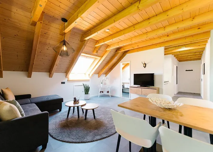 Moderne 2 Zi.-fewo Blackforestart Naehe Freiburg *