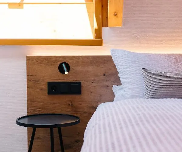 Moderne 2 Zi.-fewo Blackforestart Naehe Freiburg דירה סימונסבאל